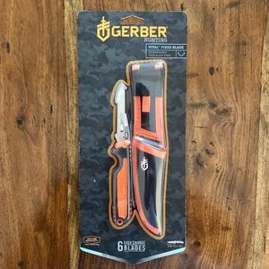 NWT Gerber Hunting Vital Fixed Blade Knife